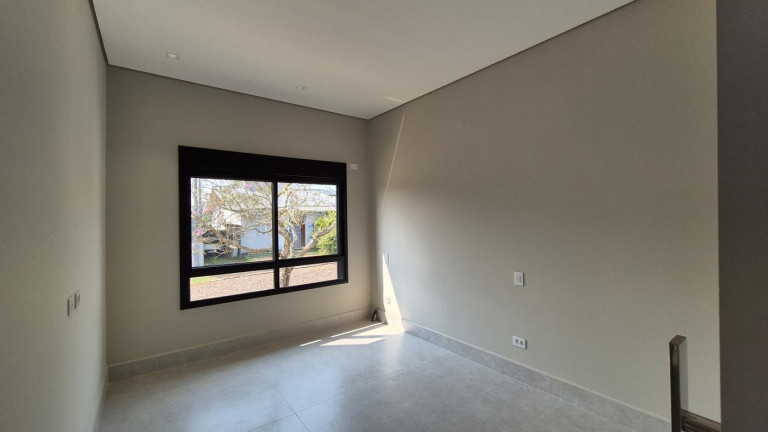 Imagem Casa com 4 Quartos à Venda, 243 m² em Cognópolis - Foz Do Iguaçu