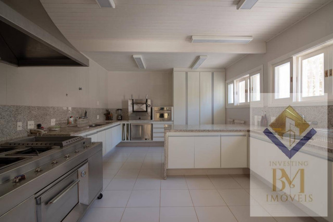Imagem Casa com 8 Quartos à Venda, 550 m² em São Paulo Imagem Casa com 8 Quartos à Venda, 550 m² em São Paulo