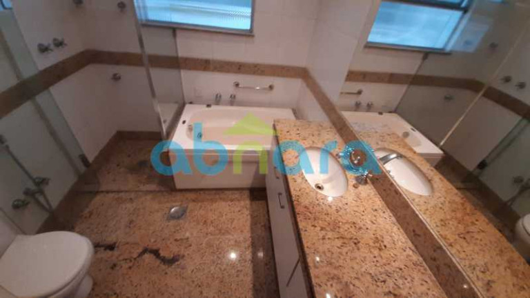 Apartamento com 3 Quartos à Venda, 223 m² em Copacabana - Rio De Janeiro
