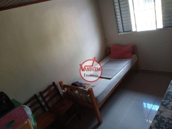 Imagem Casa com 3 Quartos à Venda, 148 m² em Alto Boqueirão - Curitiba Imagem Casa com 3 Quartos à Venda, 148 m² em Alto Boqueirão - Curitiba