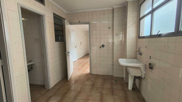 Imagem Apartamento com 3 Quartos à Venda, 172 m² em Itaim Bibi - São Paulo Imagem Apartamento com 3 Quartos à Venda, 172 m² em Itaim Bibi - São Paulo