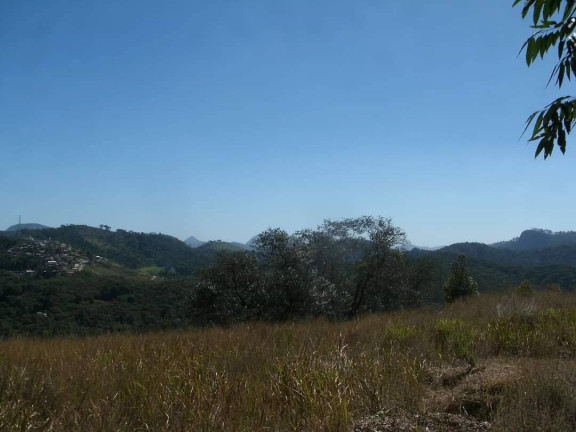 Terreno à Venda, 700 m² em Varginha - Nova Friburgo