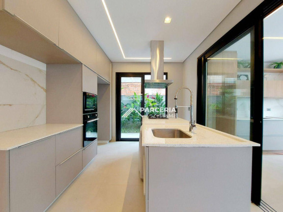 Imagem Casa com 6 Quartos à Venda, 391 m² em Riviera Módulo 16 - Bertioga Imagem Casa com 6 Quartos à Venda, 391 m² em Riviera Módulo 16 - Bertioga