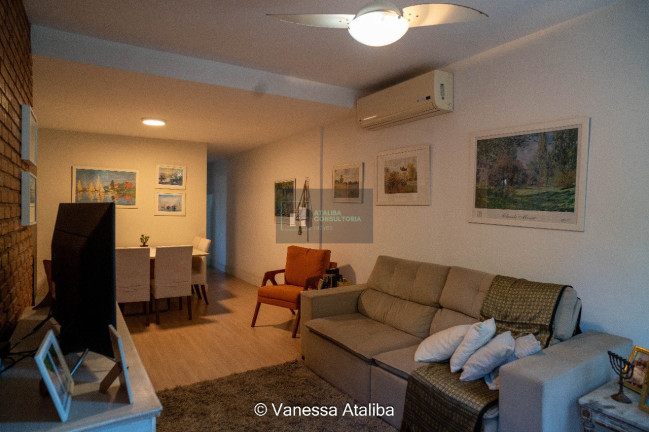 Imagem Imóvel com 3 Quartos à Venda, 101 m² em Humaitá - Rio De Janeiro Imagem Imóvel com 3 Quartos à Venda, 101 m² em Humaitá - Rio De Janeiro