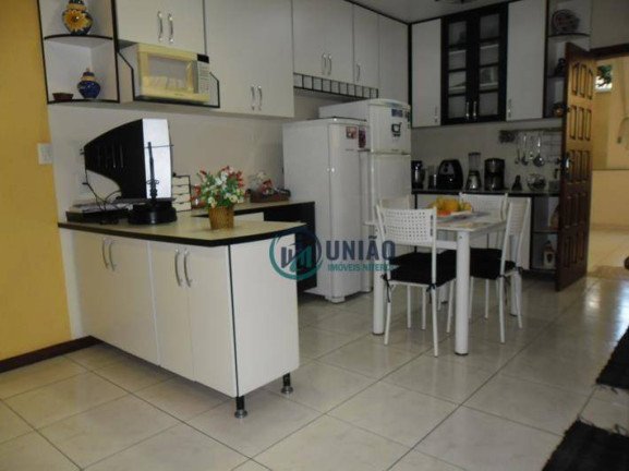Imagem Casa com 3 Quartos à Venda, 220 m² em Santa Rosa - Niterói