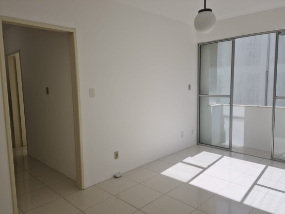 Imagem Apartamento com 2 Quartos à Venda, 70 m² em Coqueiros - Florianópolis