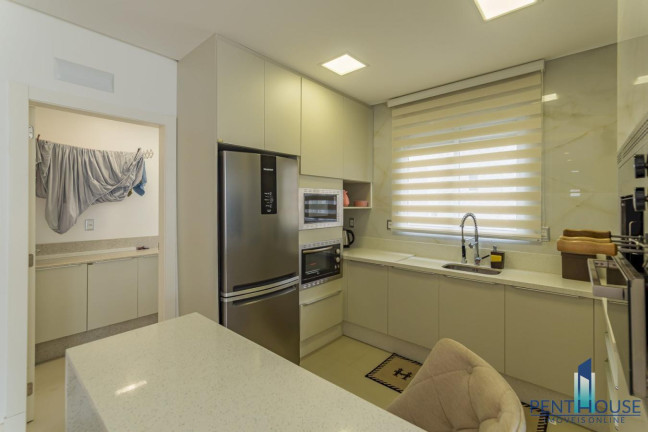 Imagem Apartamento com 3 Quartos à Venda, 128 m² em Centro - Balneário Camboriú Imagem Apartamento com 3 Quartos à Venda, 128 m² em Centro - Balneário Camboriú