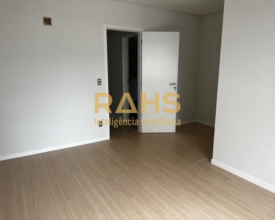 Imagem Casa com 3 Quartos à Venda, 150 m² em América - Joinville Imagem Casa com 3 Quartos à Venda, 150 m² em América - Joinville