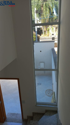 Imagem Sobrado com 3 Quartos à Venda, em São Lucas - São Paulo Imagem Sobrado com 3 Quartos à Venda, em São Lucas - São Paulo