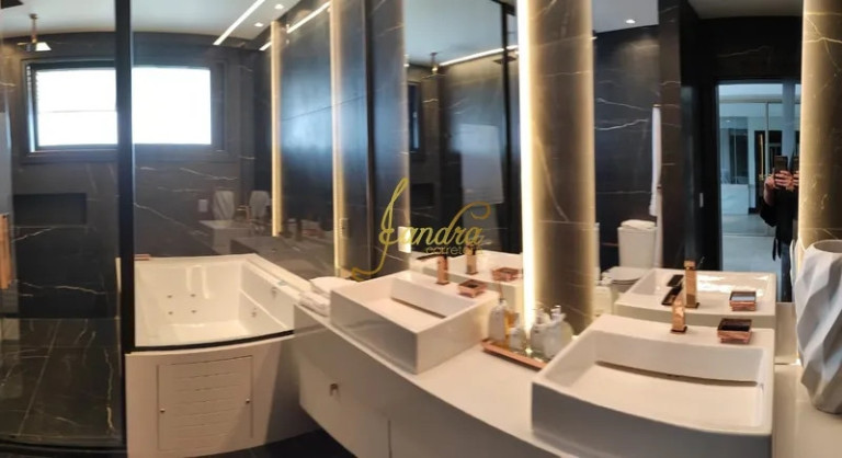 Imagem Casa de Condomínio com 5 Quartos à Venda,  em Centro - Xangri-la
