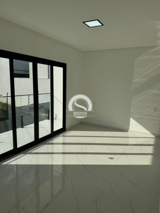 Imagem Casa com 4 Quartos à Venda, 214 m² Imagem Casa com 4 Quartos à Venda, 214 m²