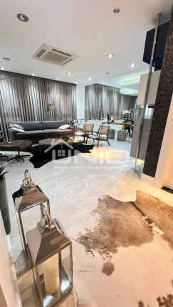 Imagem Apartamento com 3 Quartos à Venda, 260 m² Imagem Apartamento com 3 Quartos à Venda, 260 m²