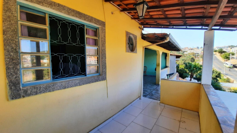 Imagem Casa com 4 Quartos à Venda, 187 m² em Serra Dourada,(parque Durval De Barros) - Ibirité Imagem Casa com 4 Quartos à Venda, 187 m² em Serra Dourada,(parque Durval De Barros) - Ibirité