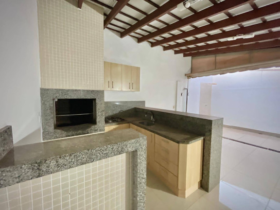 Imagem Casa de Condomínio com 3 Quartos à Venda, 300 m² em Despraiado - Cuiabá Imagem Casa de Condomínio com 3 Quartos à Venda, 300 m² em Despraiado - Cuiabá