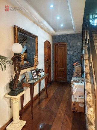 Imagem Imóvel com 4 Quartos à Venda, 536 m² em Jardim Vinte E Cinco De Agosto - Duque De Caxias Imagem Imóvel com 4 Quartos à Venda, 536 m² em Jardim Vinte E Cinco De Agosto - Duque De Caxias