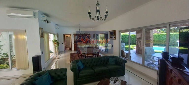 Imagem Casa com 3 Quartos à Venda ou Locação, 500 m² em Jardim Virgínia - Guarujá Imagem Casa com 3 Quartos à Venda ou Locação, 500 m² em Jardim Virgínia - Guarujá