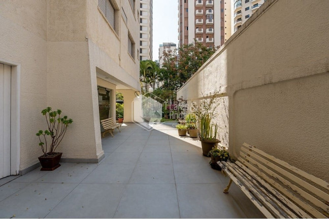 Imagem Apartamento com 2 Quartos à Venda, 96 m² em Vila Olímpia - São Paulo