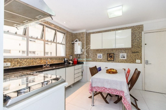 Imagem Apartamento com 4 Quartos à Venda, 167 m² em Moema - São Paulo