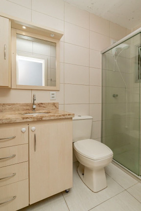 Imagem Apartamento com 3 Quartos à Venda, 63 m² em Santo Antônio - Porto Alegre Imagem Apartamento com 3 Quartos à Venda, 63 m² em Santo Antônio - Porto Alegre