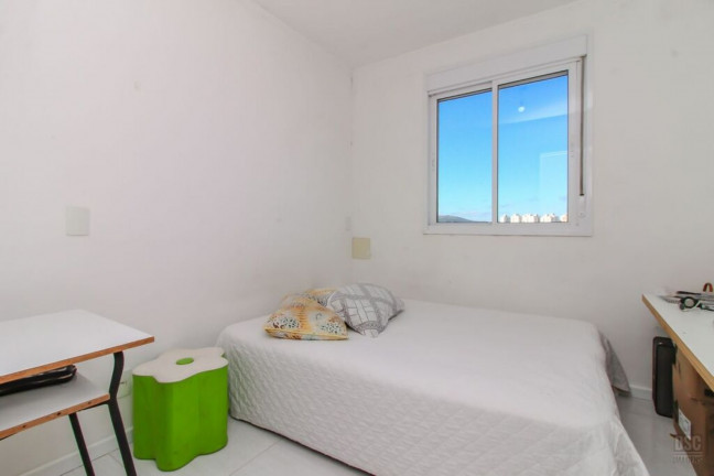Imagem Imóvel com 2 Quartos à Venda, 56 m² em Cavalhada - Porto Alegre Imagem Imóvel com 2 Quartos à Venda, 56 m² em Cavalhada - Porto Alegre