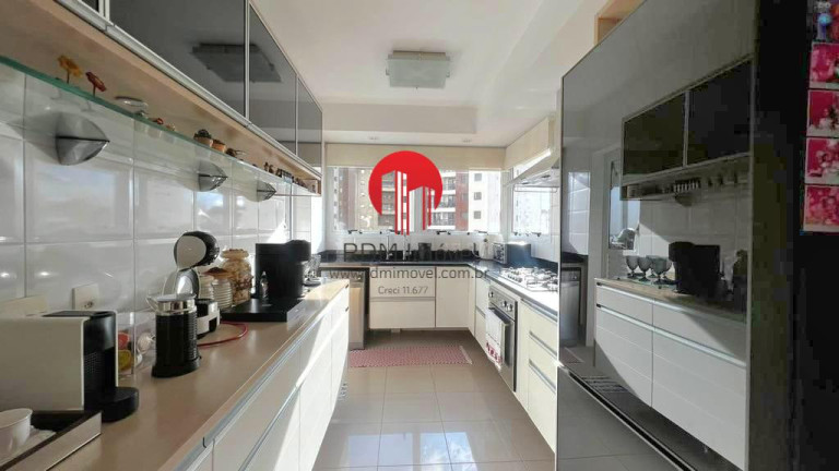Imagem Apartamento com 3 Quartos à Venda, 138 m² em Vila Andrade