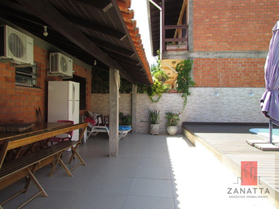 Imagem Casa com 3 Quartos à Venda, 300 m² em Parque Amador - Esteio Imagem Casa com 3 Quartos à Venda, 300 m² em Parque Amador - Esteio