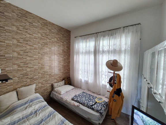 Imagem Casa com 5 Quartos à Venda, 244 m² em Centro - Joinville Imagem Casa com 5 Quartos à Venda, 244 m² em Centro - Joinville
