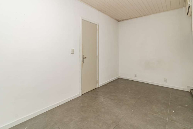 Imagem Imóvel com 2 Quartos à Venda, em Cidade Baixa - Porto Alegre Imagem Imóvel com 2 Quartos à Venda, em Cidade Baixa - Porto Alegre