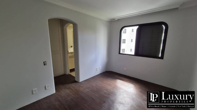 Imagem Apartamento com 2 Quartos à Venda, 135 m² em Real Parque - São Paulo Imagem Apartamento com 2 Quartos à Venda, 135 m² em Real Parque - São Paulo
