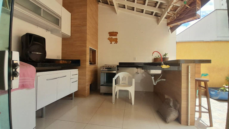 Imagem Casa com 3 Quartos à Venda, 175 m² em Portais (polvilho) - Cajamar
