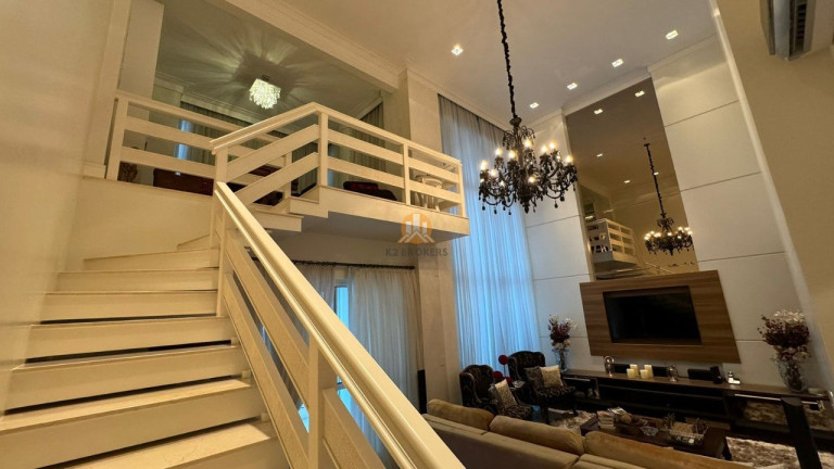 Imagem Imóvel com 3 Quartos à Venda, 223 m² em Centro - Balneário Camboriú Imagem Imóvel com 3 Quartos à Venda, 223 m² em Centro - Balneário Camboriú