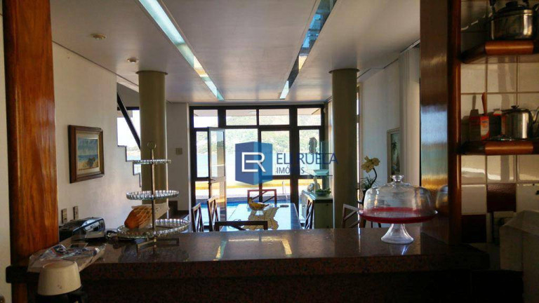 Imagem Casa com 7 Quartos à Venda, 732 m² em Ilha Do Boi - Vitória Imagem Casa com 7 Quartos à Venda, 732 m² em Ilha Do Boi - Vitória