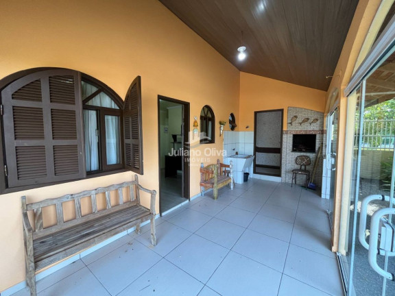 Imagem Casa à Venda, 266 m² em Barra Do Sai - Itapoá
