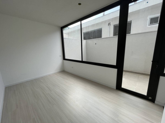 Imagem Kitnet com 1 Quarto à Venda, 31 m² em água Verde - Curitiba Imagem Kitnet com 1 Quarto à Venda, 31 m² em água Verde - Curitiba