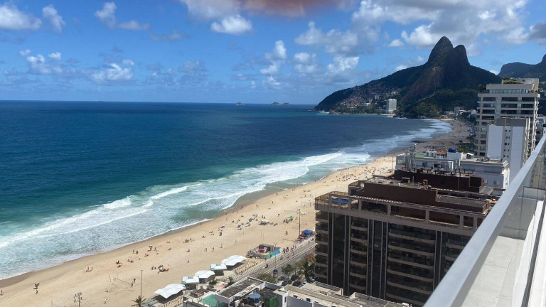 Imagem Apartamento com 1 Quarto à Venda, 145 m² em Ipanema - Rio De Janeiro Imagem Apartamento com 1 Quarto à Venda, 145 m² em Ipanema - Rio De Janeiro