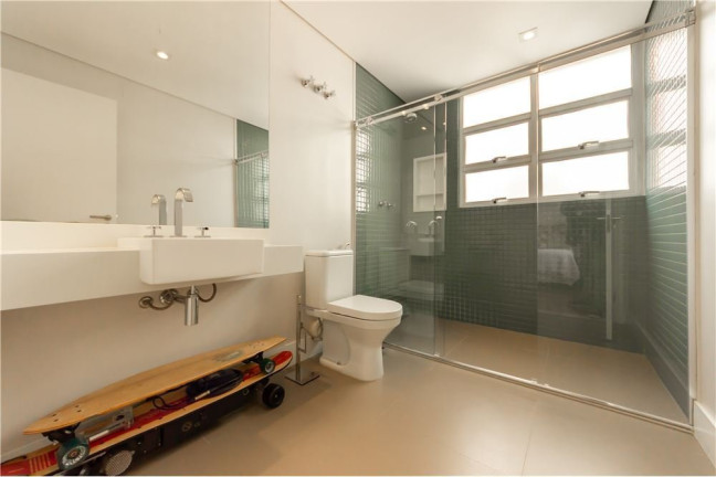Imagem Apartamento com 3 Quartos à Venda, 198 m² em  Itaim Bibi  -  São Paulo 