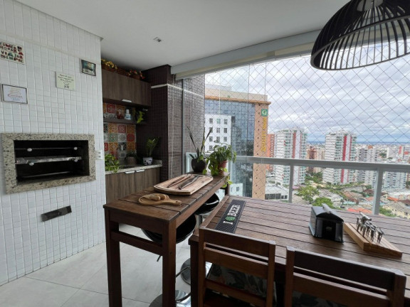 Imóvel com 2 Quartos à Venda, 140 m² em Adrianópolis - Manaus