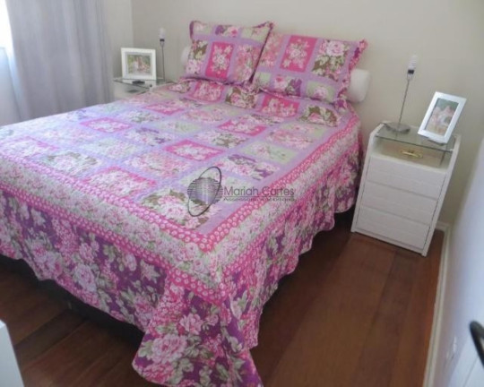 Imagem Imóvel com 2 Quartos à Venda, 70 m² em Centro - Niterói Imagem Imóvel com 2 Quartos à Venda, 70 m² em Centro - Niterói