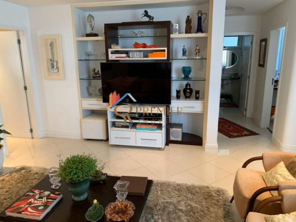 Imagem Apartamento com 4 Quartos à Venda, 259 m² em Centro - Florianópolis