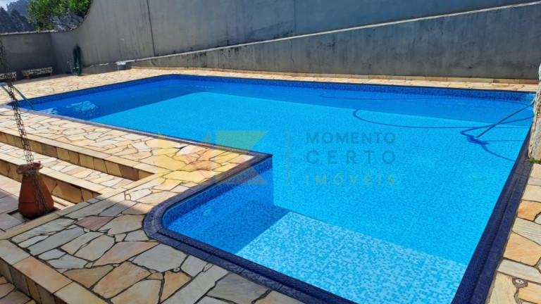 Imagem Casa com 3 Quartos à Venda, 200 m² em Velha Central - Blumenau Imagem Casa com 3 Quartos à Venda, 200 m² em Velha Central - Blumenau
