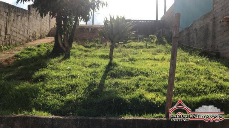 Imagem Casa com 2 Quartos à Venda, 300 m² em Jardim Terras De Santa Helena - Jacareí Imagem Casa com 2 Quartos à Venda, 300 m² em Jardim Terras De Santa Helena - Jacareí