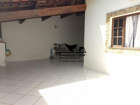 Imagem Casa com 3 Quartos à Venda, 136 m² em Parque Das Arvores - Guaratinguetá Imagem Casa com 3 Quartos à Venda, 136 m² em Parque Das Arvores - Guaratinguetá