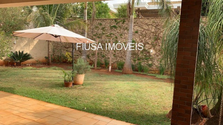 Imagem Casa com 4 Quartos à Venda, em Vila Do Golf - Ribeirão Preto Imagem Casa com 4 Quartos à Venda, em Vila Do Golf - Ribeirão Preto