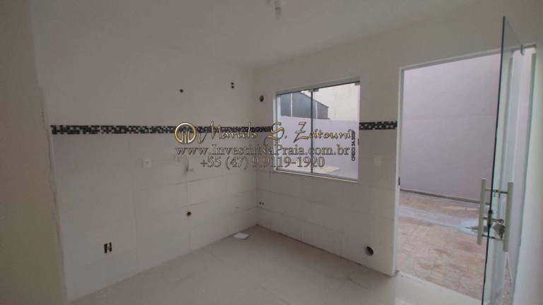 Imagem Sobrado com 2 Quartos para Alugar, 100 m² em Perequê - Porto Belo Imagem Sobrado com 2 Quartos para Alugar, 100 m² em Perequê - Porto Belo