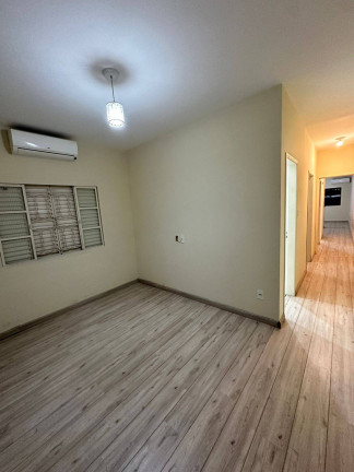 Imagem Casa com 2 Quartos à Venda, 126 m² em Parque São Luís - Taubaté Imagem Casa com 2 Quartos à Venda, 126 m² em Parque São Luís - Taubaté
