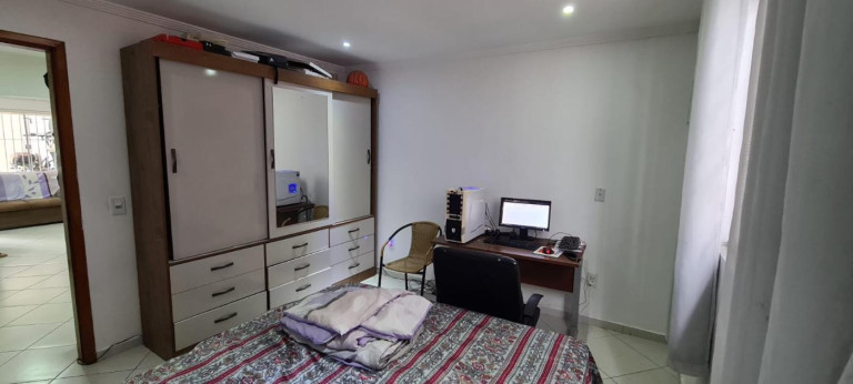 Imagem Casa com 4 Quartos à Venda, 229 m² em Campo Grande - Rio De Janeiro