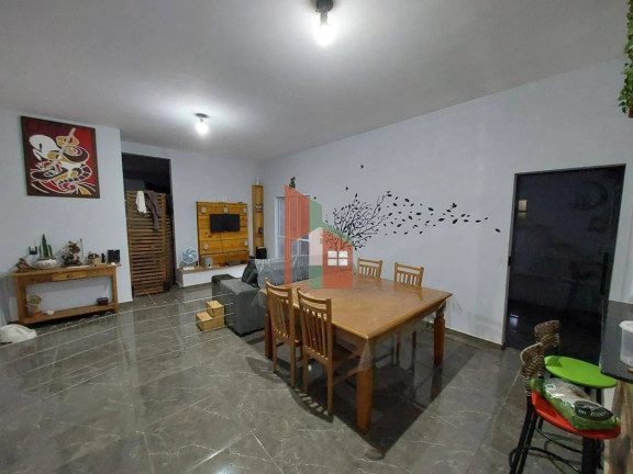 Imagem Casa com 3 Quartos à Venda, 246 m² em Piracaia Imagem Casa com 3 Quartos à Venda, 246 m² em Piracaia