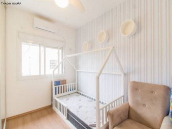 Imagem Sobrado com 3 Quartos à Venda, 147 m² em Jardim Itu - Porto Alegre Imagem Sobrado com 3 Quartos à Venda, 147 m² em Jardim Itu - Porto Alegre