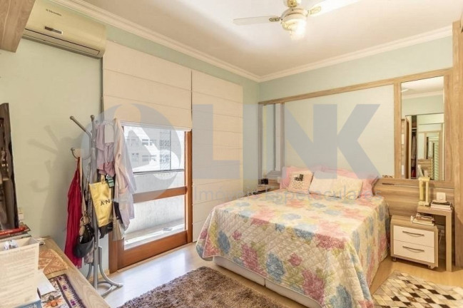 Imagem Apartamento com 3 Quartos à Venda, 146 m² em Petrópolis - Porto Alegre Imagem Apartamento com 3 Quartos à Venda, 146 m² em Petrópolis - Porto Alegre