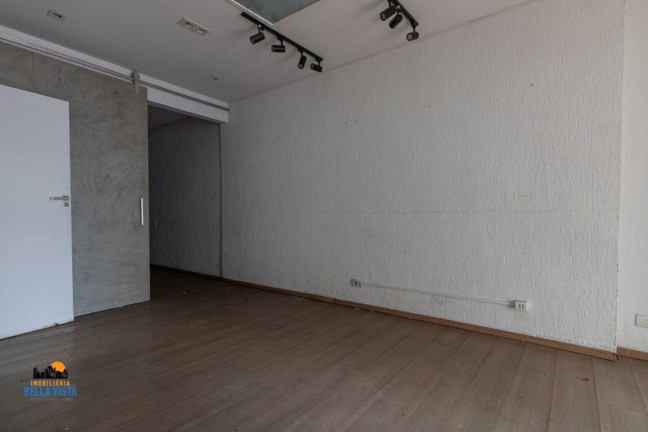 Imagem Casa com 1 Quarto à Venda, em Vila Nova Conceição - São Paulo Imagem Casa com 1 Quarto à Venda, em Vila Nova Conceição - São Paulo